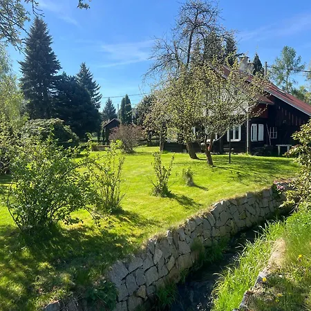 V Cisarskem Tatil Evi Goltsch Jenikau